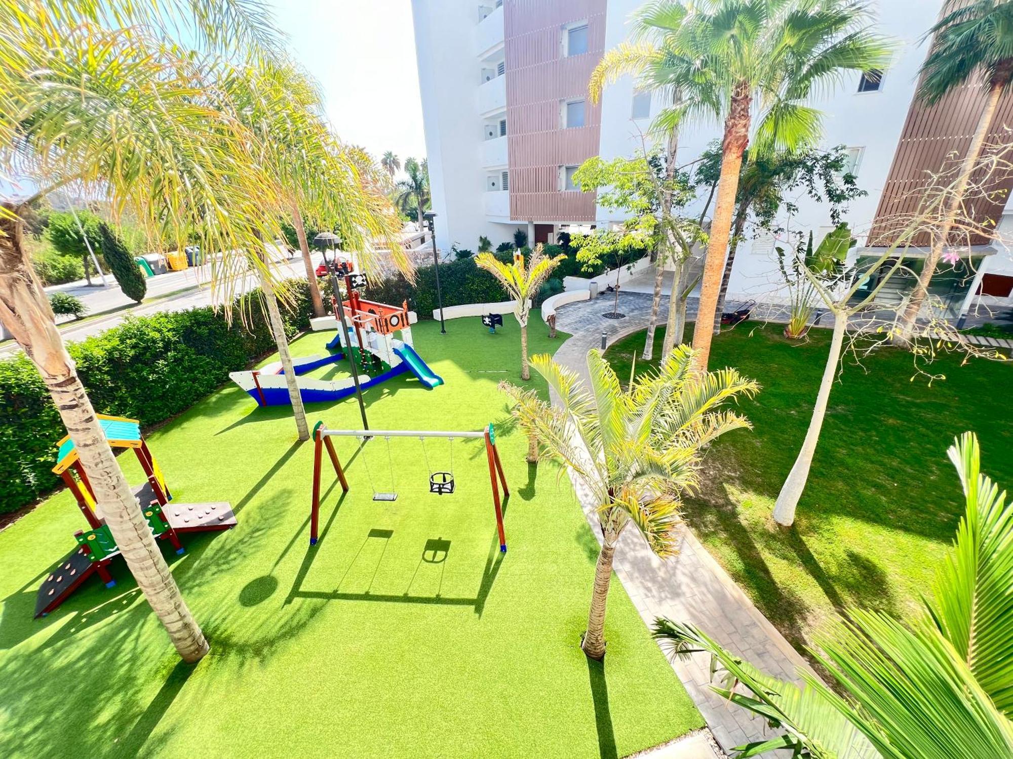 Pushe Playa Granada Beach&Golf 4 โมตริล ภายนอก รูปภาพ